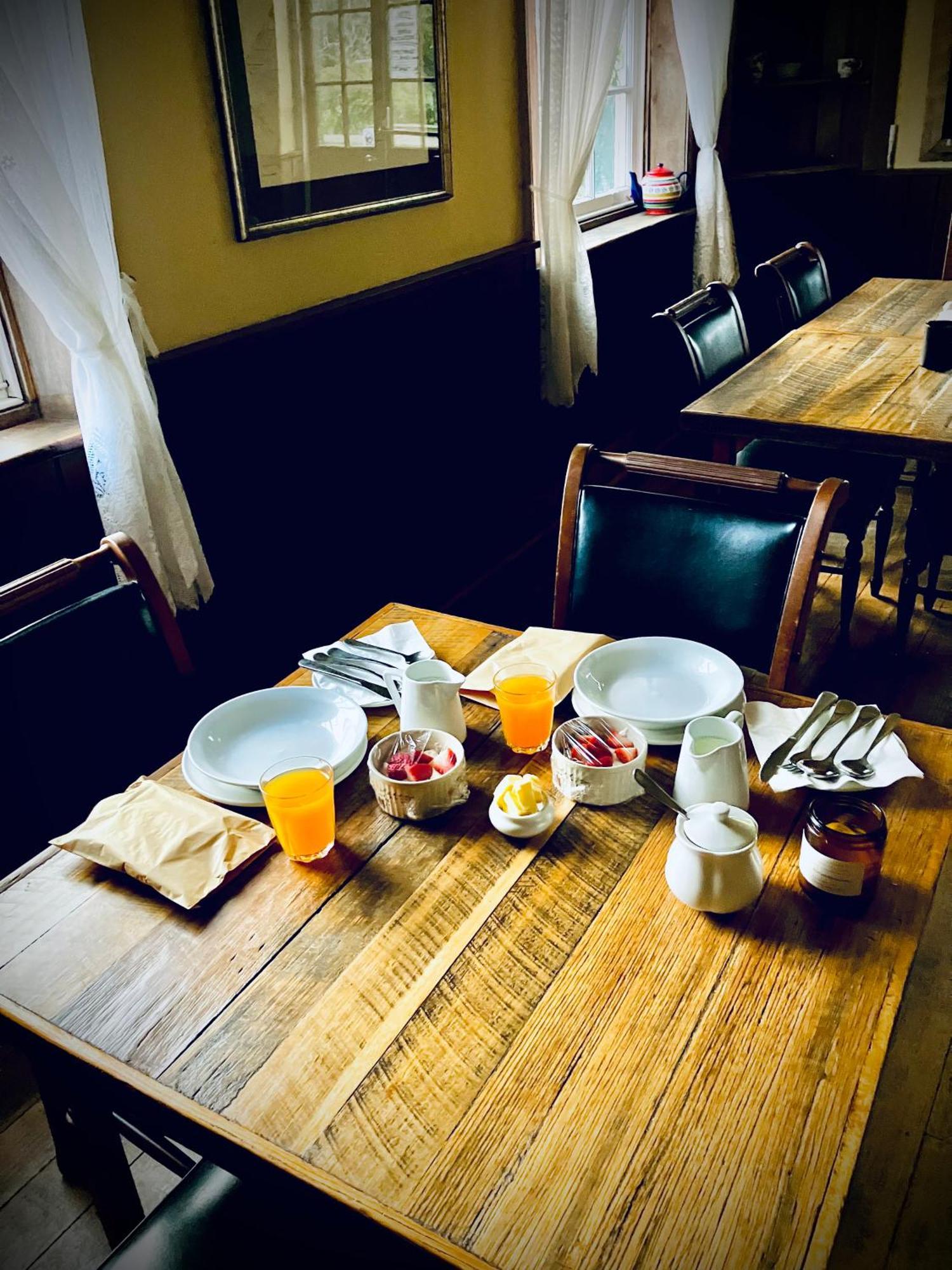 St Andrew'S Inn Conara Junction Extérieur photo