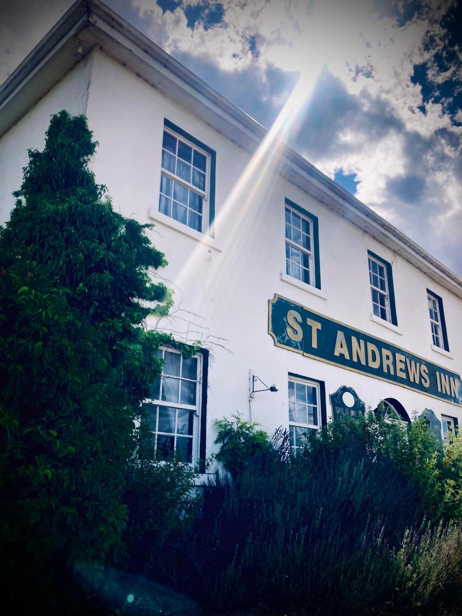 St Andrew'S Inn Conara Junction Extérieur photo