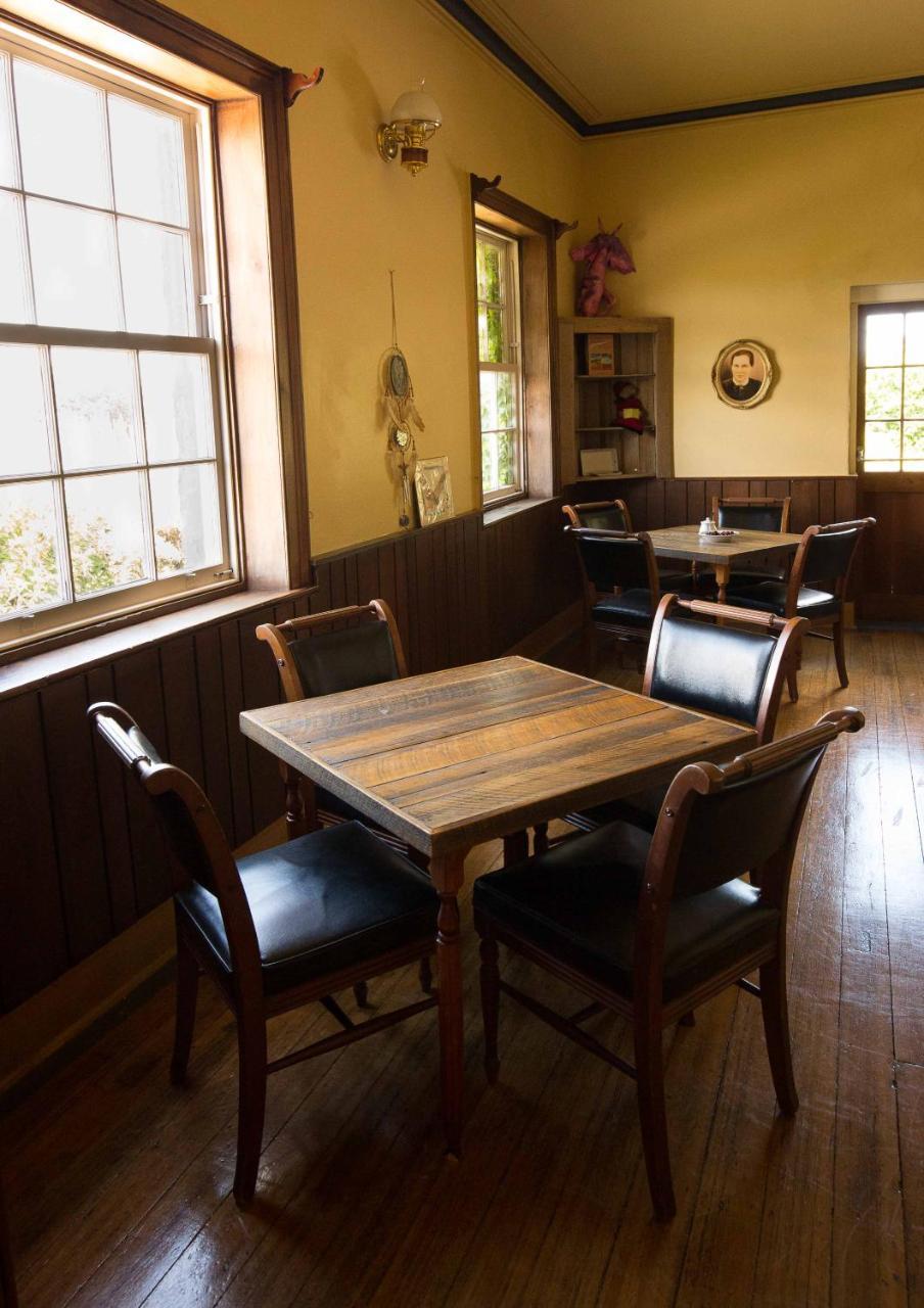 St Andrew'S Inn Conara Junction Extérieur photo
