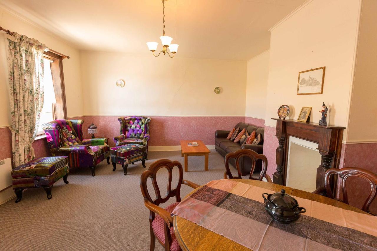 St Andrew'S Inn Conara Junction Extérieur photo
